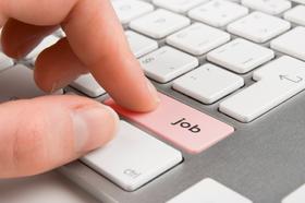 3 Tips for an Effective 17勛圖 Job Search 3 Tips for an Effective 17勛圖 Job Search