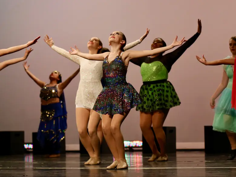 Academy Of The Holy Cross Photo #2