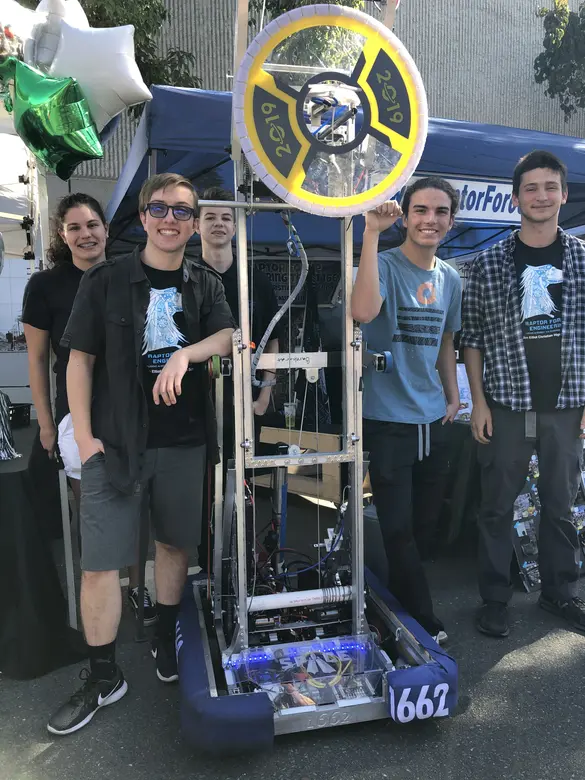 Jim Elliot Christian High School Photo - Jim Elliot Christian High School Robotics Team