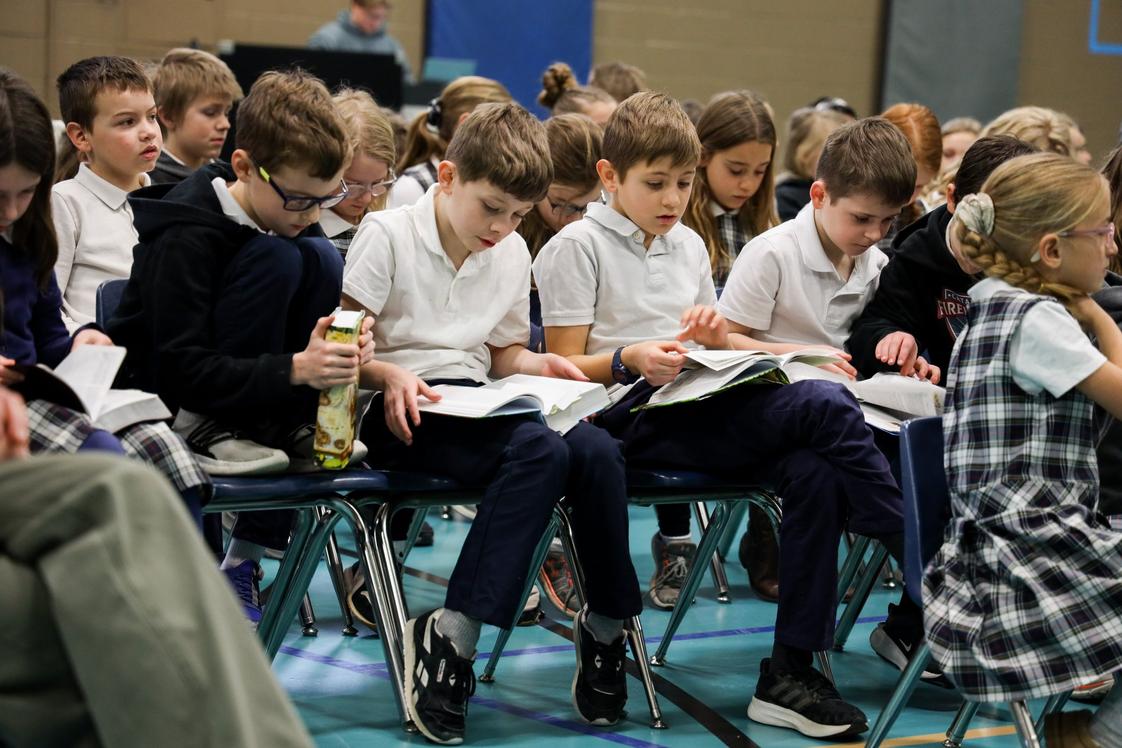 Catalyst Christian School Photo - Weekly capels, where we gather together learning from guest speakers about God and the life He gave us, and how we can use it to glorify Him!