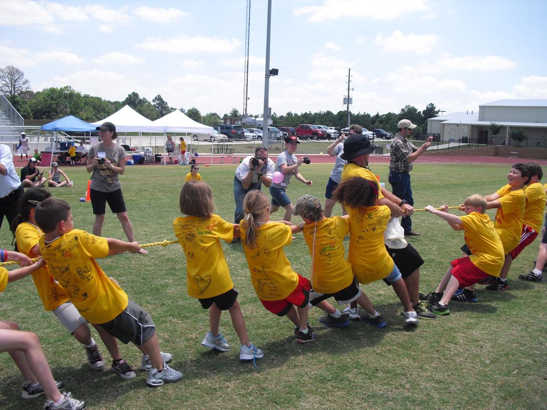 Rosehill Christian School Photo #1 - Elementary students enjoy Field Day every year in the spring.