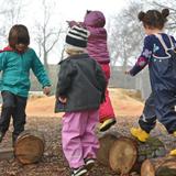 Richmond Waldorf School Photo #3 - Daily outdoor playtime is essential in Waldorf education. Young children in Early Childhood will spend 90 minutes in outdoor play in all seasons! Grades 1 to 8 have two 25-minute recesses each day as well. We play in all seasons and weather - rain or shine, hot or cold.