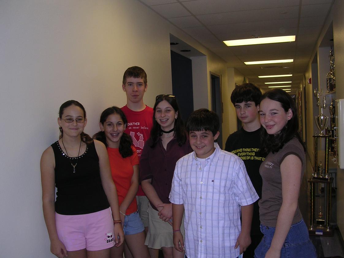 Pardes Jewish Day School Photo #1 - Pardes Jewish Day School has an excellent Middle School from 5th-8th grade.Our graduating students enter AP and Honor classes in their respective High Schools