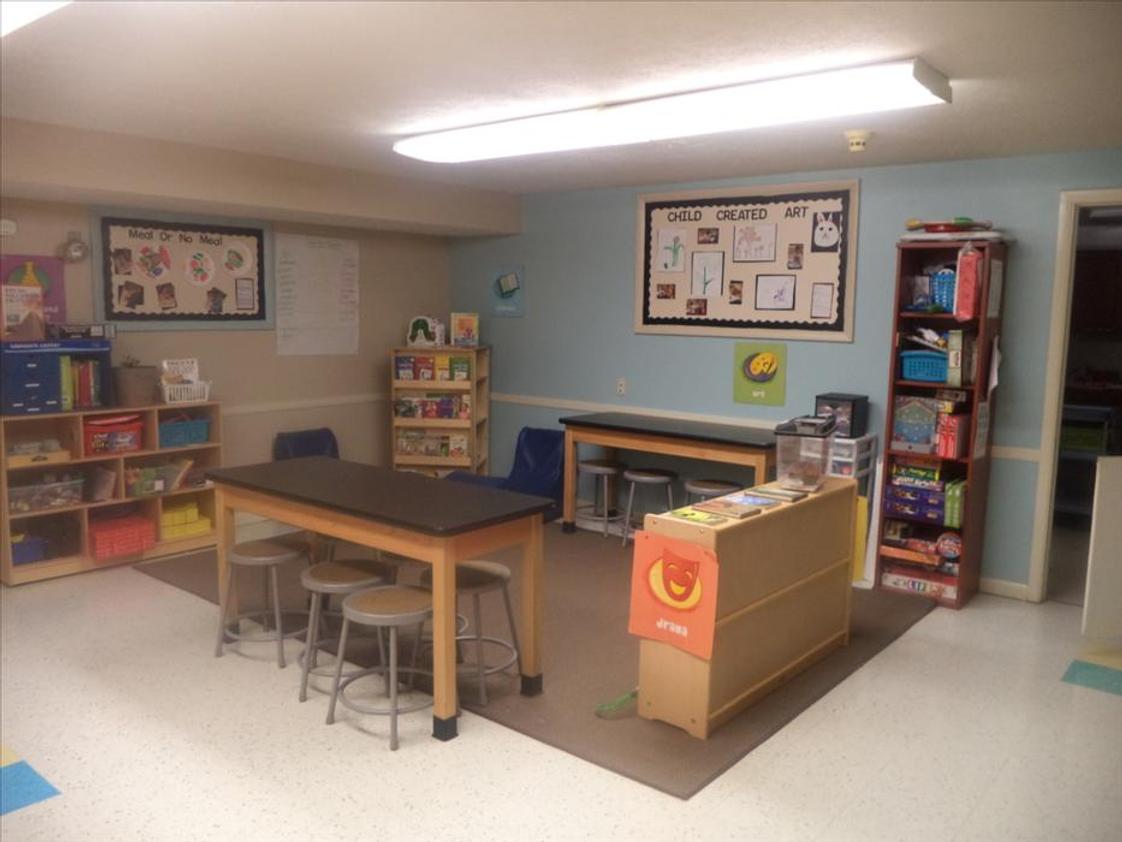 Kindercare Learning Center 1280 Photo #1 - School Age Classroom