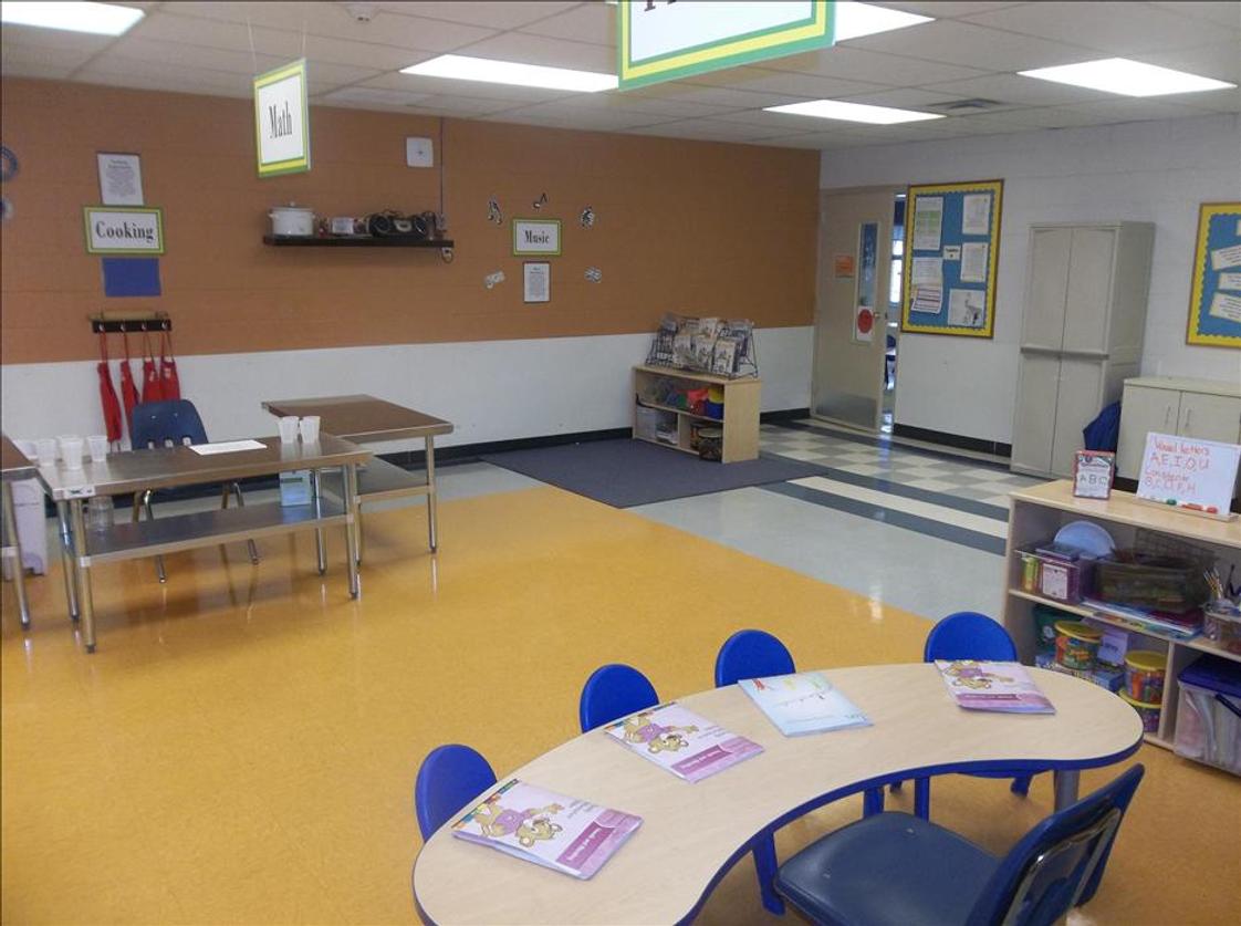 Kemper Road KinderCare Photo #1 - Learning Adventures Classroom, Indoor Gym