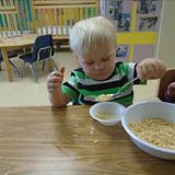 Overland Park KinderCare Photo #5 - Toddler Classroom - I can do it all by myself!