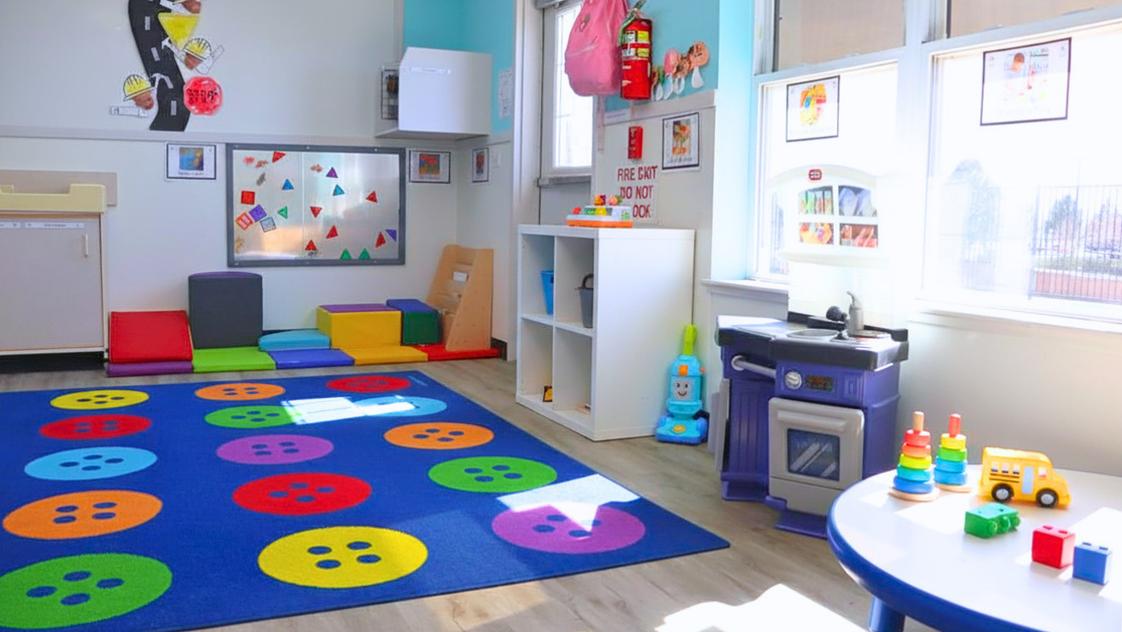 STEM Child Care Photo - Younger Toddler Program