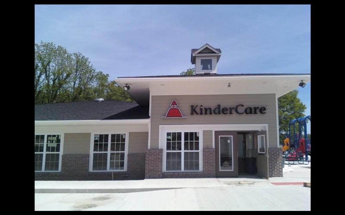 KinderCare of Avon Photo - Building Image