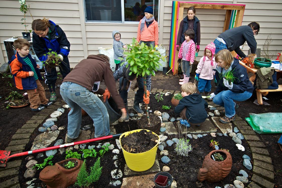 Puddletown Montessori School Photo #8 - planting our garden in 2010