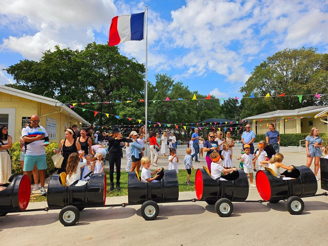 The French International School Of Boca Raton Le Petit Prince Photo - Spring Fte