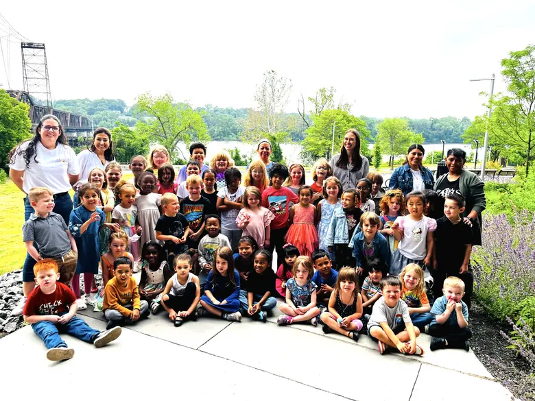 Castle Island Bilingual Montessori Photo #2 - Centrally located and daily access to Downtown parks!