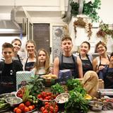 Education World Wide Photo #7 - Cooking class at school trip in Rome